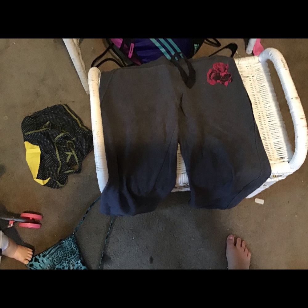Grey sweat pants